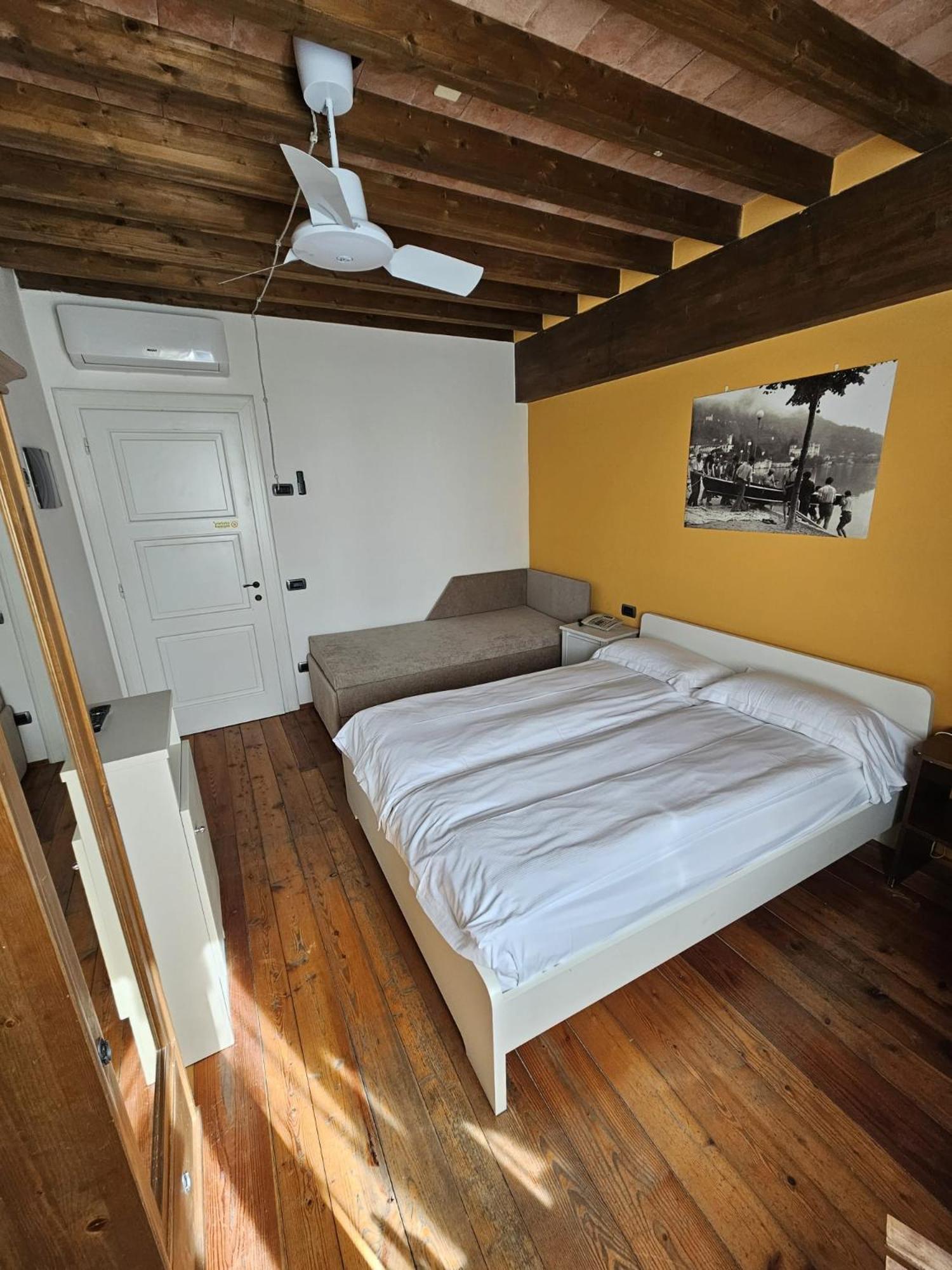 Agriturismo Ca Del Lago กราเวโดนา ภายนอก รูปภาพ