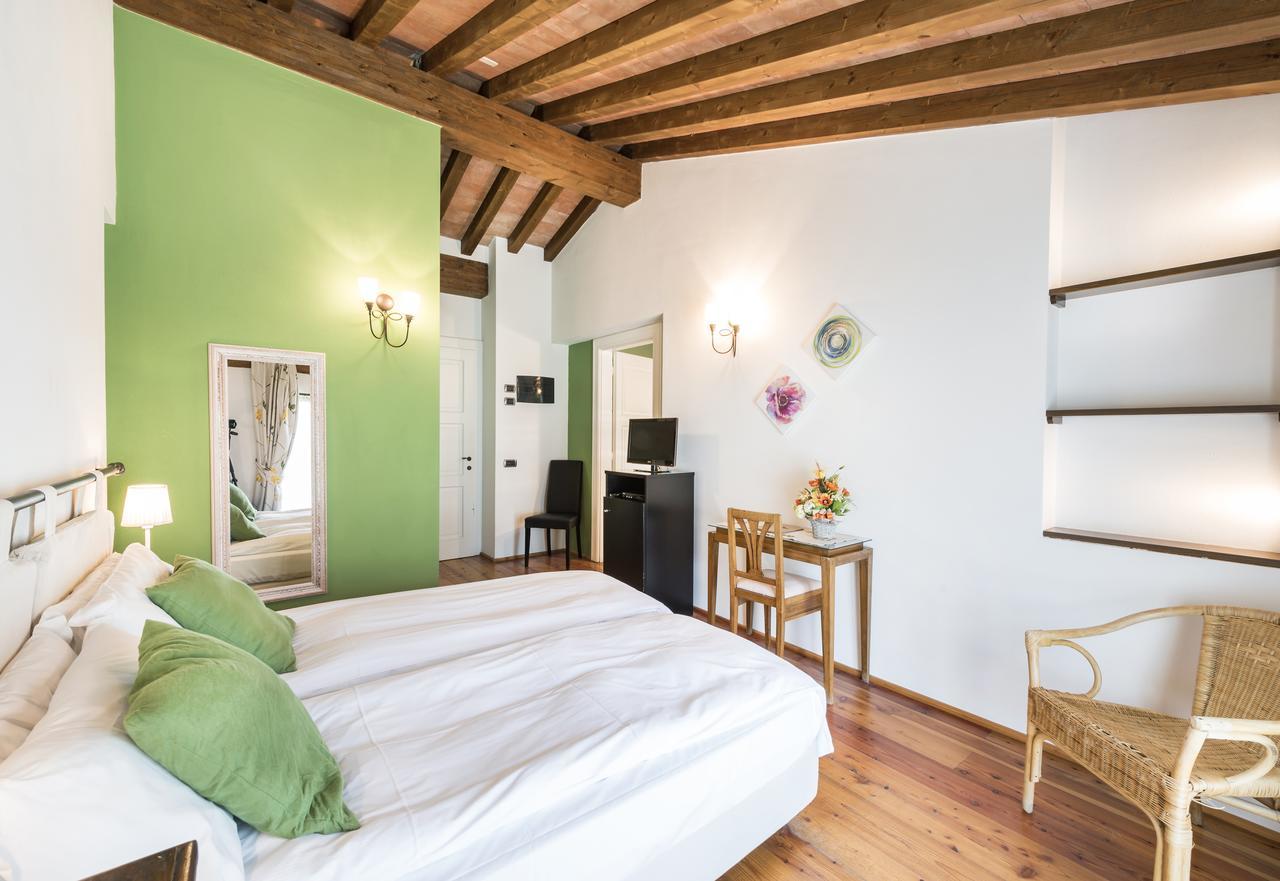 Agriturismo Ca Del Lago กราเวโดนา ภายนอก รูปภาพ