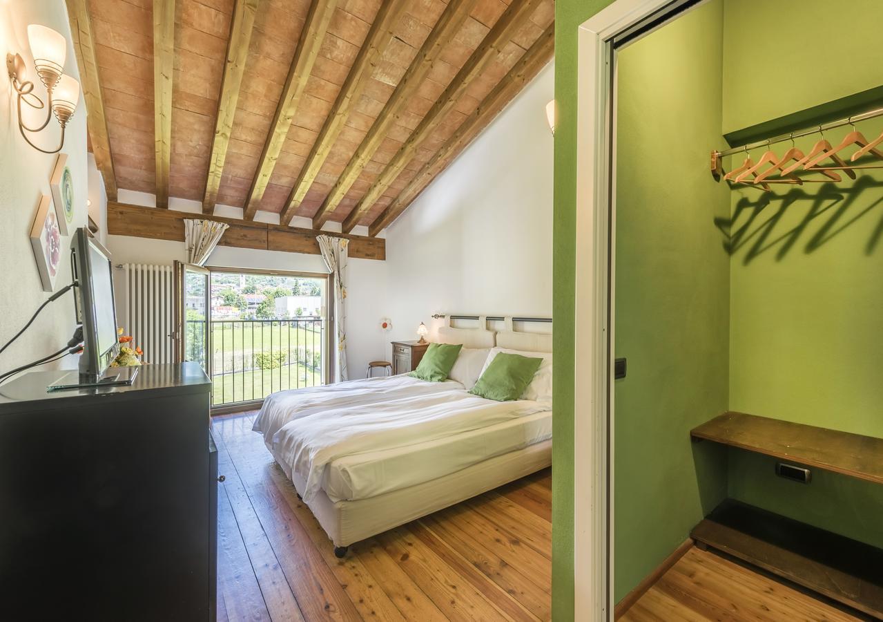 Agriturismo Ca Del Lago กราเวโดนา ภายนอก รูปภาพ