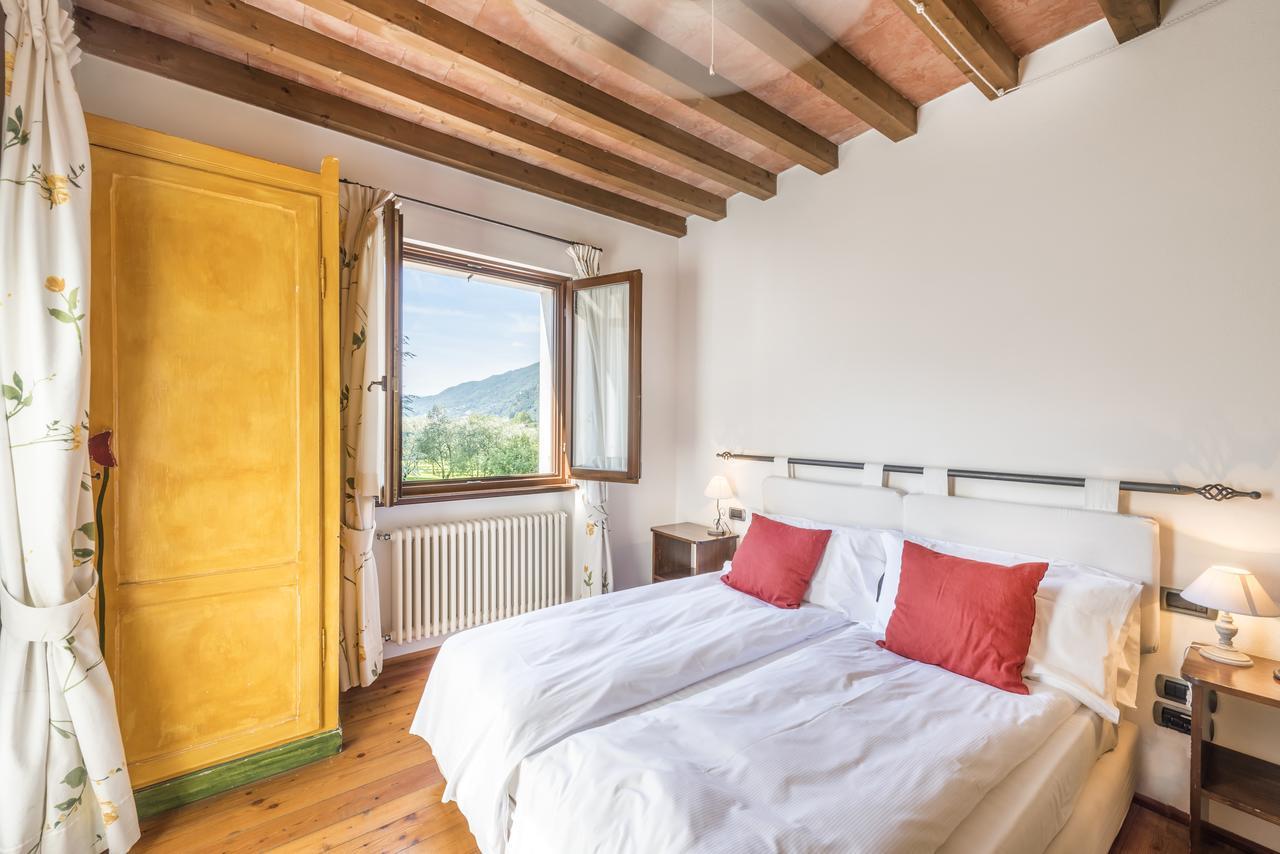 Agriturismo Ca Del Lago กราเวโดนา ภายนอก รูปภาพ
