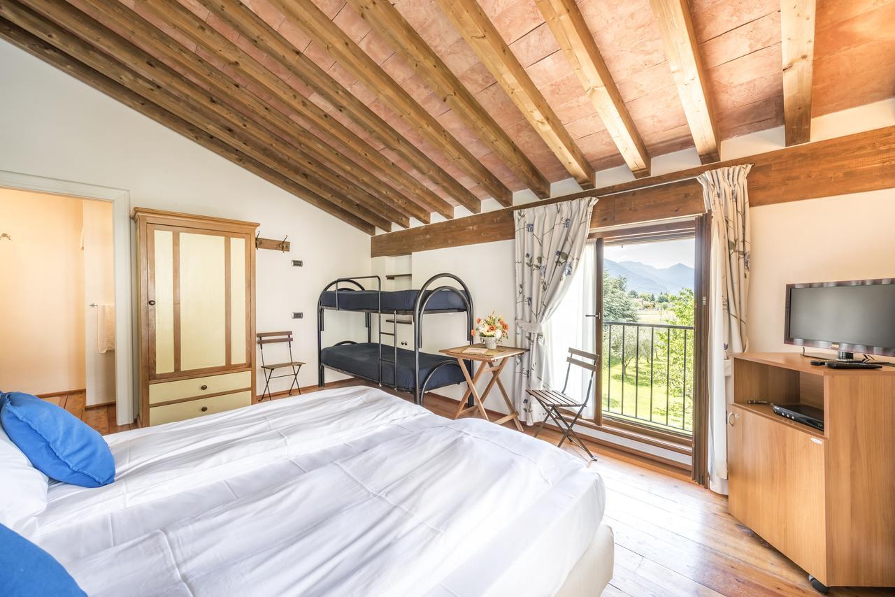 Agriturismo Ca Del Lago กราเวโดนา ภายนอก รูปภาพ